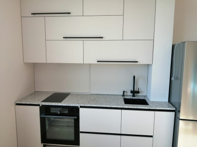 Фото 1. Столешница из кварцевого агломерата TechniStone Taurus Terazzo White от производителя «KARAT». Работаем с 2005 г. Своё оборудование. Бесплатный замер. Гарантия!