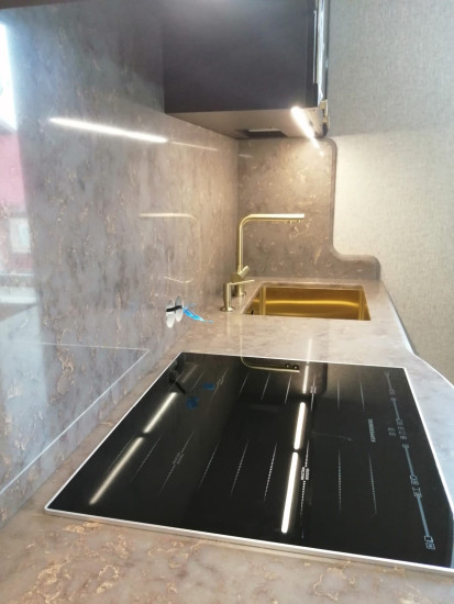 Фото 6. Столешница и стеновая панель из кварцевого агломерата QUANTRA 2430 Artisan Wool от производителя «KARAT». Работаем с 2005 г. Своё оборудование. Бесплатный замер. Гарантия!