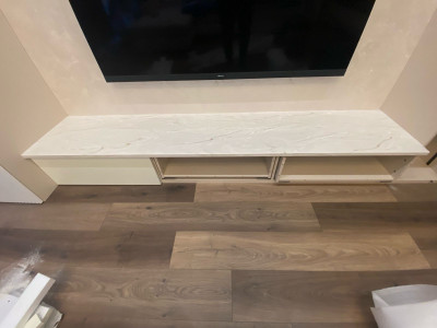 Фото 1. Столешница-накладка на биокамин и столешница на тумбу из акрилового камня Grandex M-717A Shrimp Crus от производителя «KARAT». Работаем с 2005 г. Своё оборудование. Бесплатный замер. Гарантия!