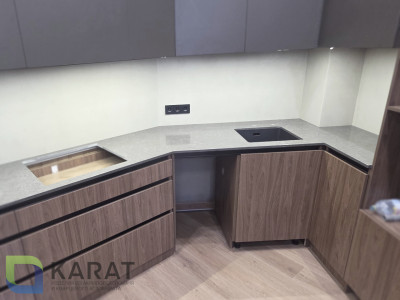 Фото 1. Кухонная столешница сложной геометрии от производителя «KARAT». Работаем с 2005 г. Своё оборудование. Бесплатный замер. Гарантия!