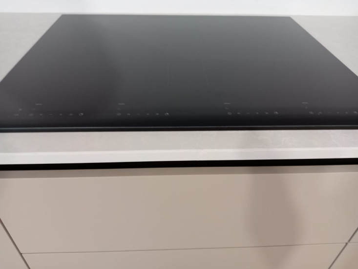 Фото 3. Столешница из кварцевого агломерата Avant 8011 Нант (матовый) от производителя «KARAT». Работаем с 2005 г. Своё оборудование. Бесплатный замер. Гарантия!