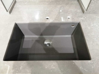 Фото 4. Столешница с вырезом под мойку и плиту из кварцевого агломерата Авант 2065 от производителя «KARAT». Работаем с 2005 г. Своё оборудование. Бесплатный замер. Гарантия!