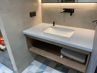 Фото 4. Столешница из акрилового камня Grandex P-109 Light Grey от производителя «KARAT». Работаем с 2005 г. Своё оборудование. Бесплатный замер. Гарантия!