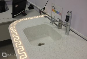 Фото 1. Столешница с подсветкой