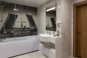 Фото 3. Изготовление гарнитура из акрилового камня KRION для ванных комнат отеля KOSTAS