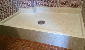 Фото 2. Поддоны из искусственного камня