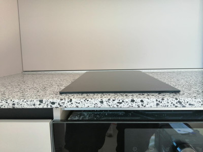 Фото 3. Столешница из кварцевого агломерата TechniStone Taurus Terazzo White от производителя «KARAT». Работаем с 2005 г. Своё оборудование. Бесплатный замер. Гарантия!