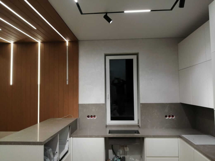 Фото 1. Столешница с вырезом под мойку и плиту из кварцевого агломерата Авант 2065 от производителя «KARAT». Работаем с 2005 г. Своё оборудование. Бесплатный замер. Гарантия!