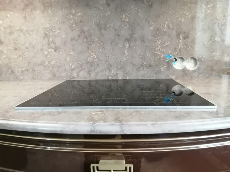 Фото 9. Столешница и стеновая панель из кварцевого агломерата QUANTRA 2430 Artisan Wool от производителя «KARAT». Работаем с 2005 г. Своё оборудование. Бесплатный замер. Гарантия!