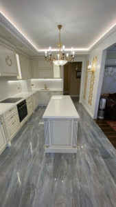 Фото 2. Столешница, стеновая панель и остров из кварцевого агломерата Vicostone BQ8820 Misterio Gold от производителя «KARAT». Работаем с 2005 г. Своё оборудование. Бесплатный замер. Гарантия!