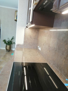 Фото 2. Столешница и стеновая панель из кварцевого агломерата QUANTRA 2430 Artisan Wool от производителя «KARAT». Работаем с 2005 г. Своё оборудование. Бесплатный замер. Гарантия!